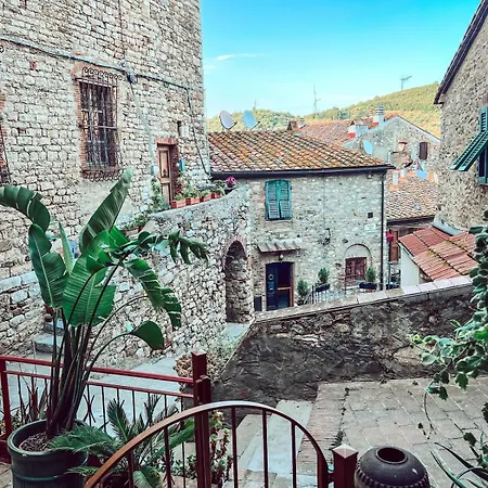 La Casa Nel Castello E La Terrazza Sul Borgo Prázdninový dům *